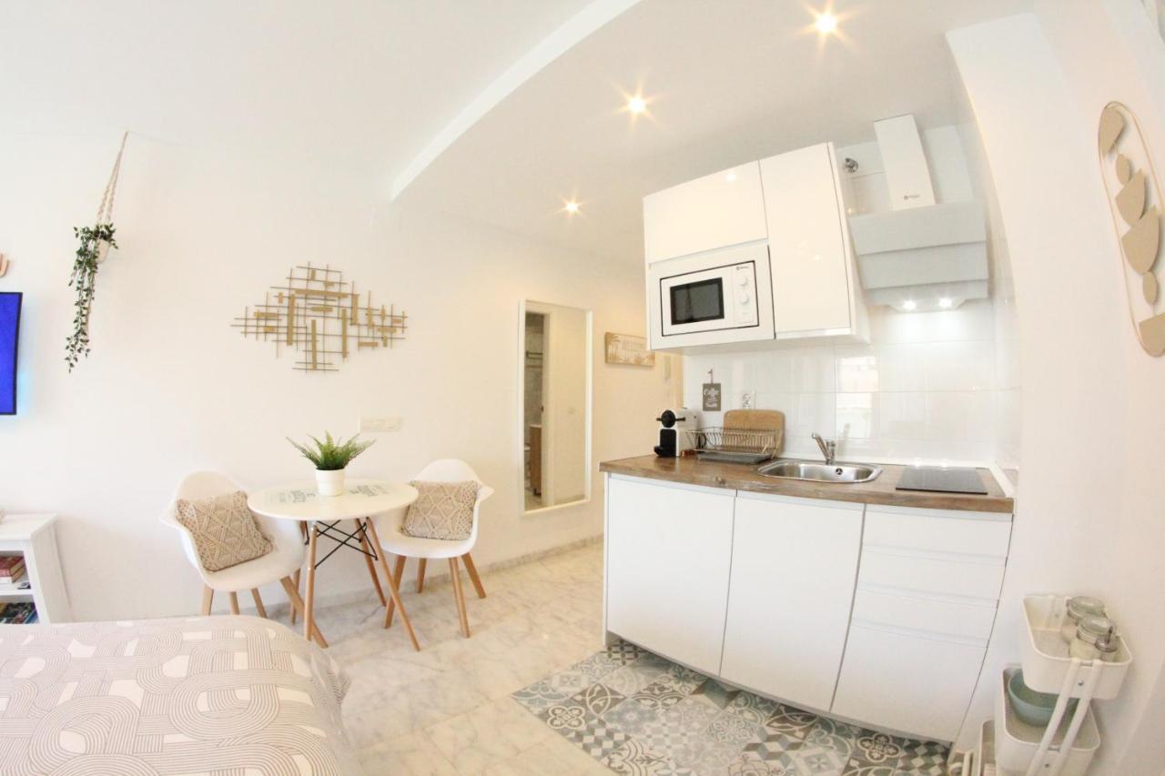 Torremolinos - New Central Studio Plata With Balcony Apartment Ngoại thất bức ảnh
