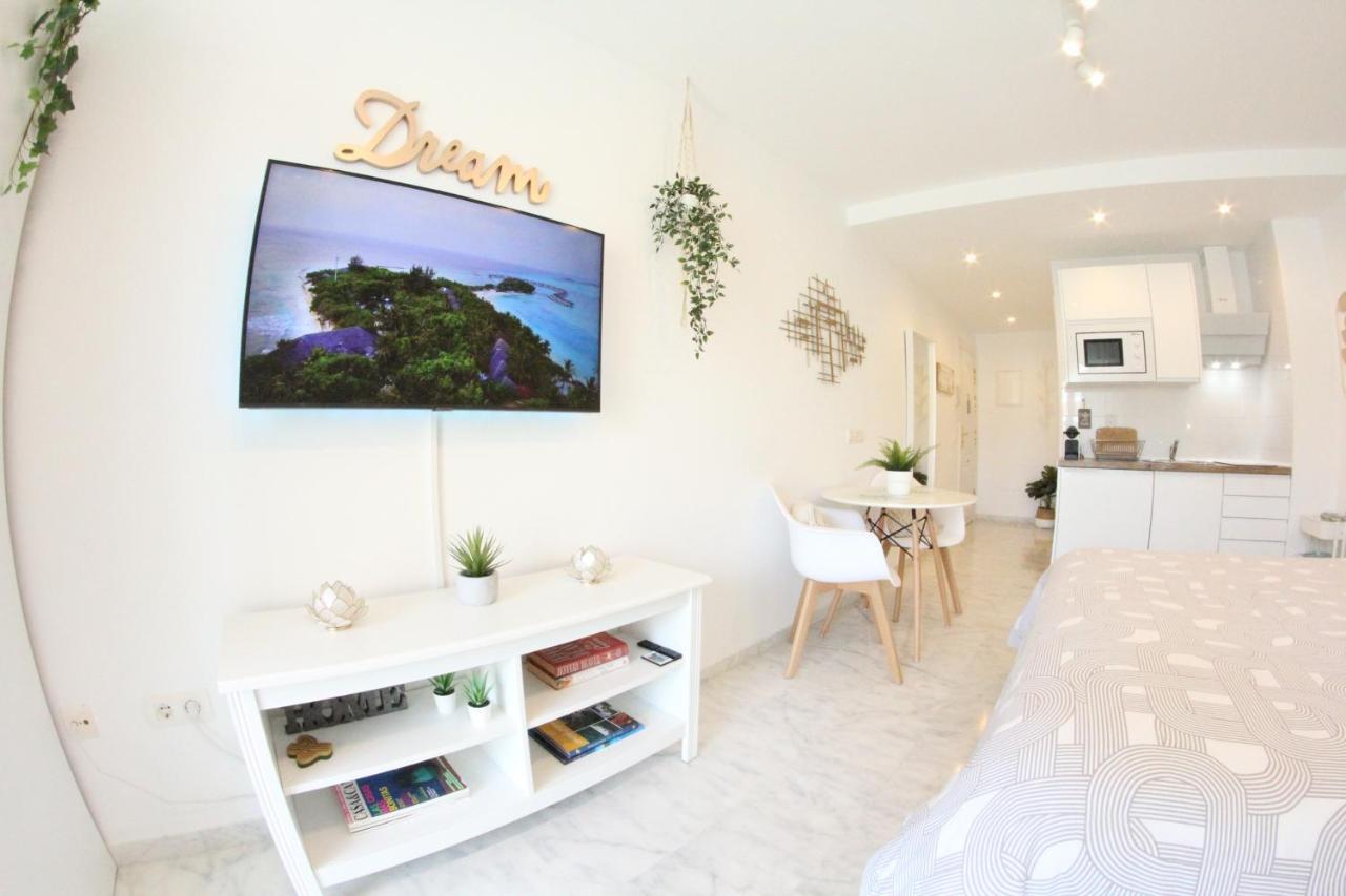 Torremolinos - New Central Studio Plata With Balcony Apartment Ngoại thất bức ảnh