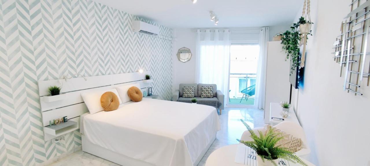 Torremolinos - New Central Studio Plata With Balcony Apartment Ngoại thất bức ảnh