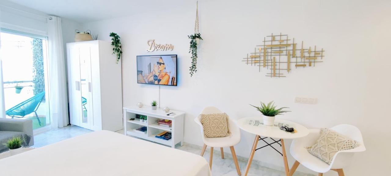 Torremolinos - New Central Studio Plata With Balcony Apartment Ngoại thất bức ảnh